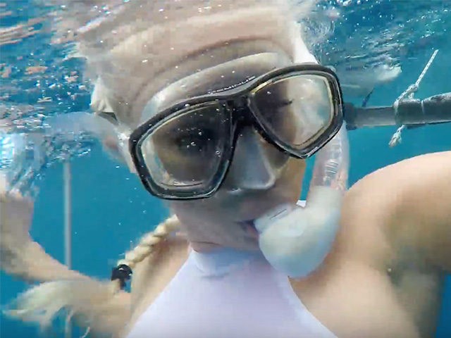 Under water cam
