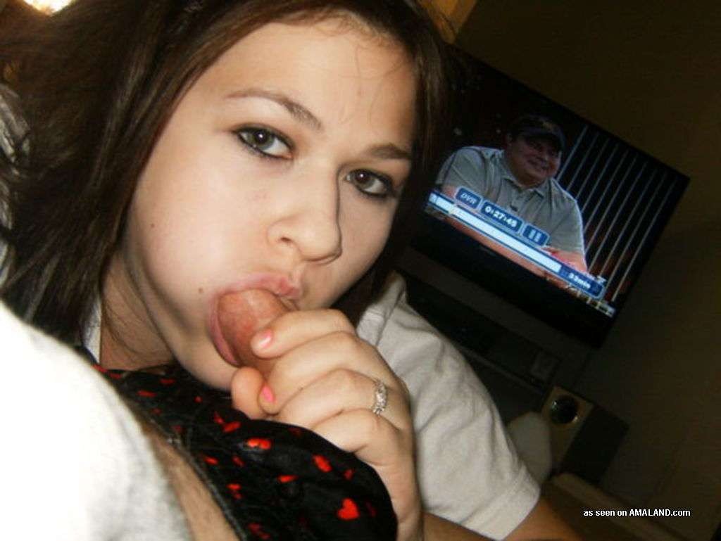 Girlfriend blowjob swallow Full HD porn Free image photo