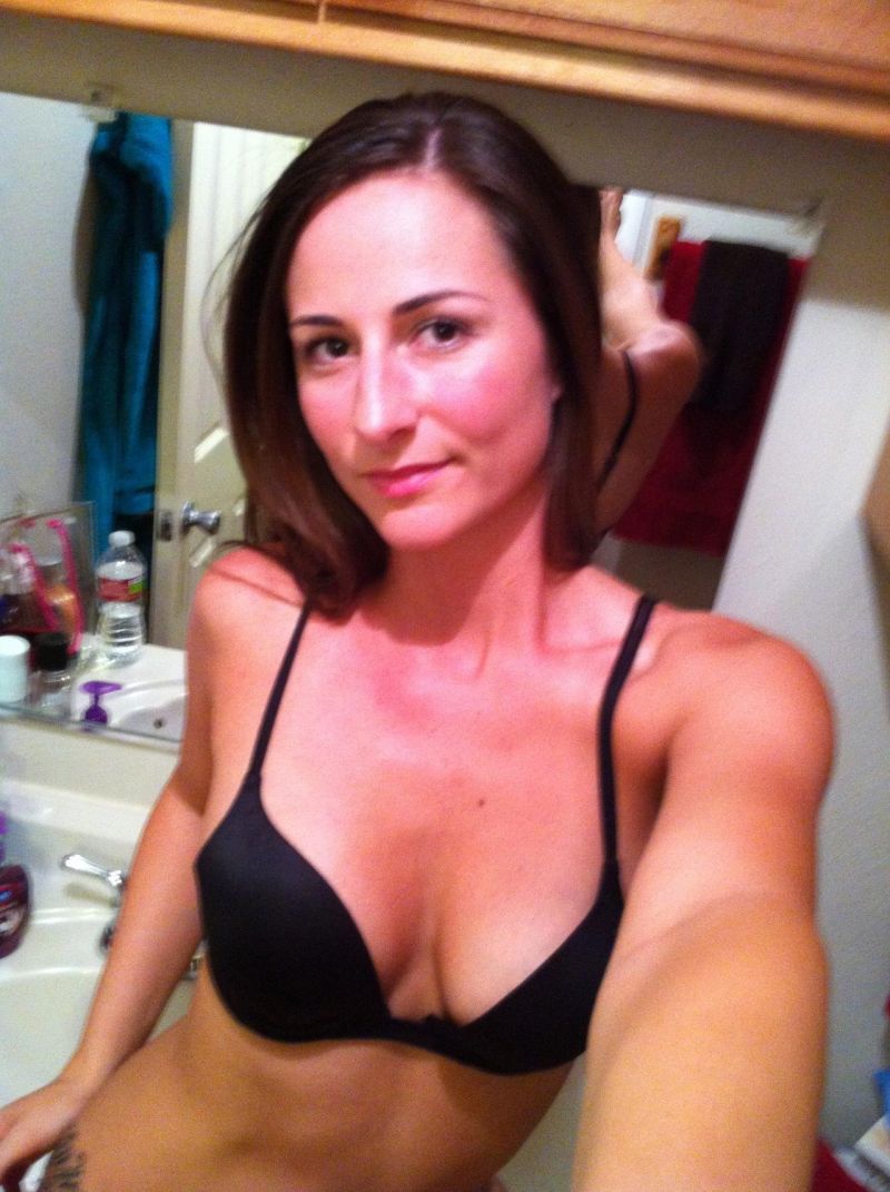 beautiful milf selfies topless